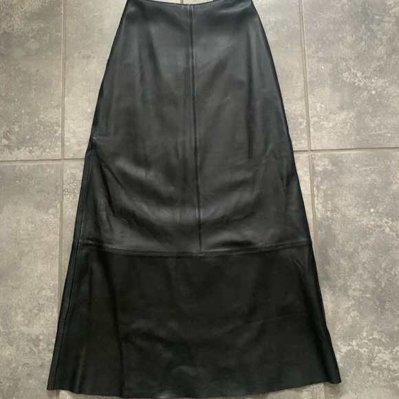 Vintage Floor Length Genuine Leather Maxi Skirt with Back Zipper - Picture 3 of 13